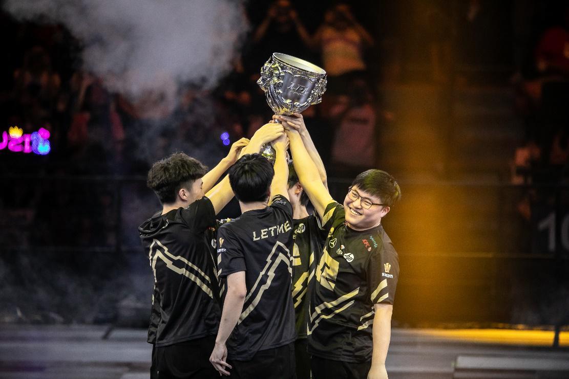 包含Ming在勇士比赛中绝杀，出色防守引发热议！的词条